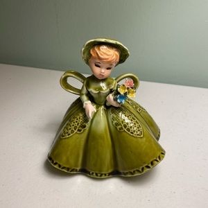 Vintage Lefton 4227 Porcelain Girl with Flower Bouquet